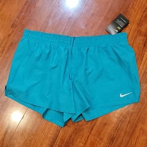 NWT plus size XXL Nike running shorts